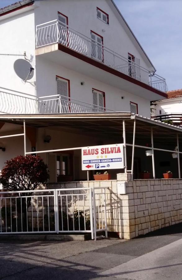 Hotel Haus Silvia Jadranovo Exteriér fotografie